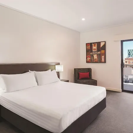 Adina Apartment Hotel Perth Barrack Plaza Exterior photo